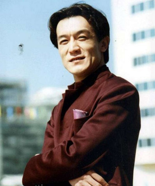 回顾因癌去世的8位央视主持人都是熟悉的面孔个个让人惋惜