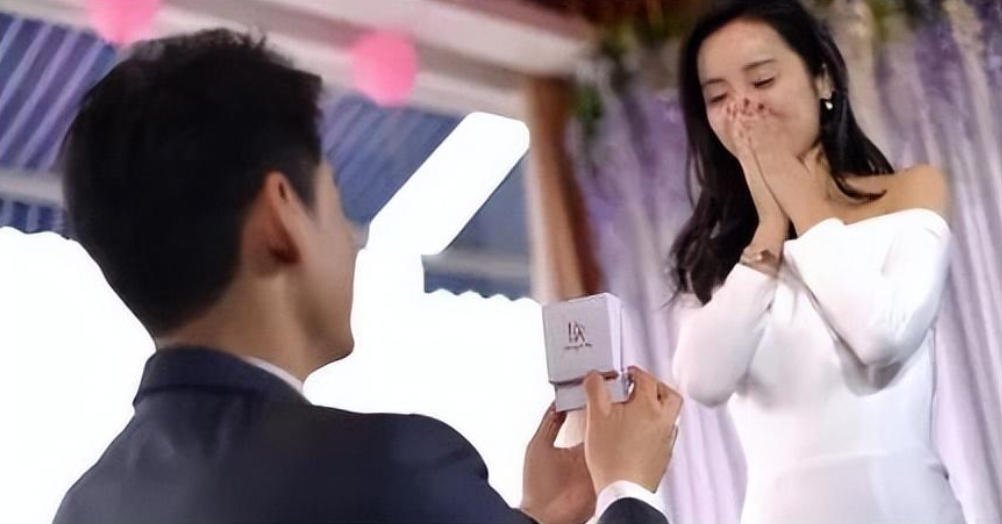 回顾一顿火锅吃进了豪门剧红人不红的吕一是如何上位的