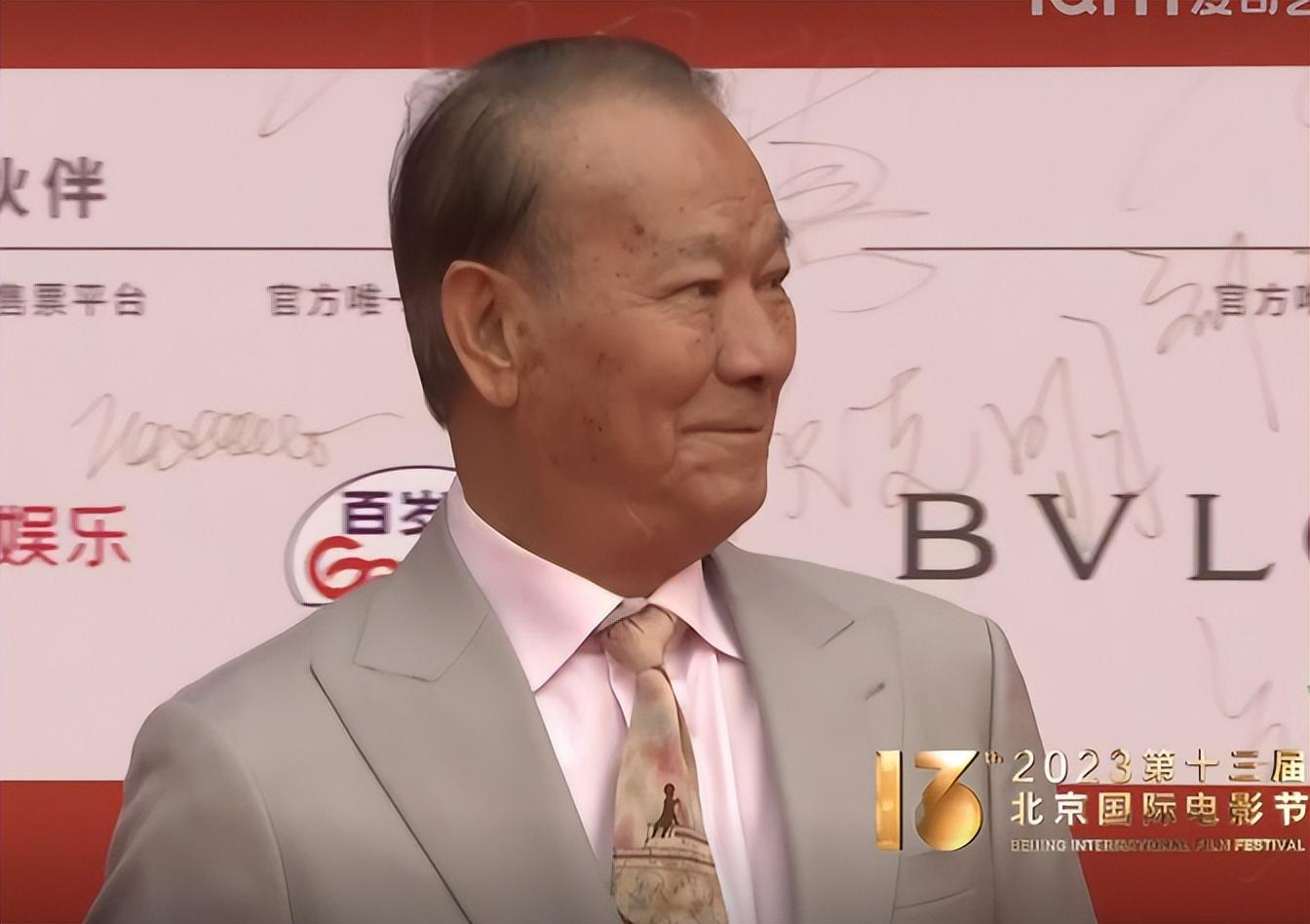 回顾17位香港老牌男神现状满头白发身材变形个个老的认不出