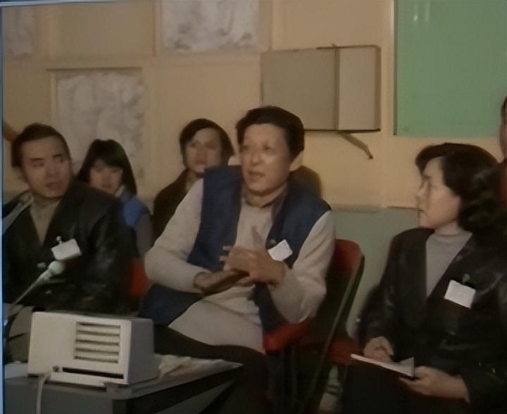 回顾配音大师毕克离婚又再婚儿子自杀身亡他长期分居悲情离世