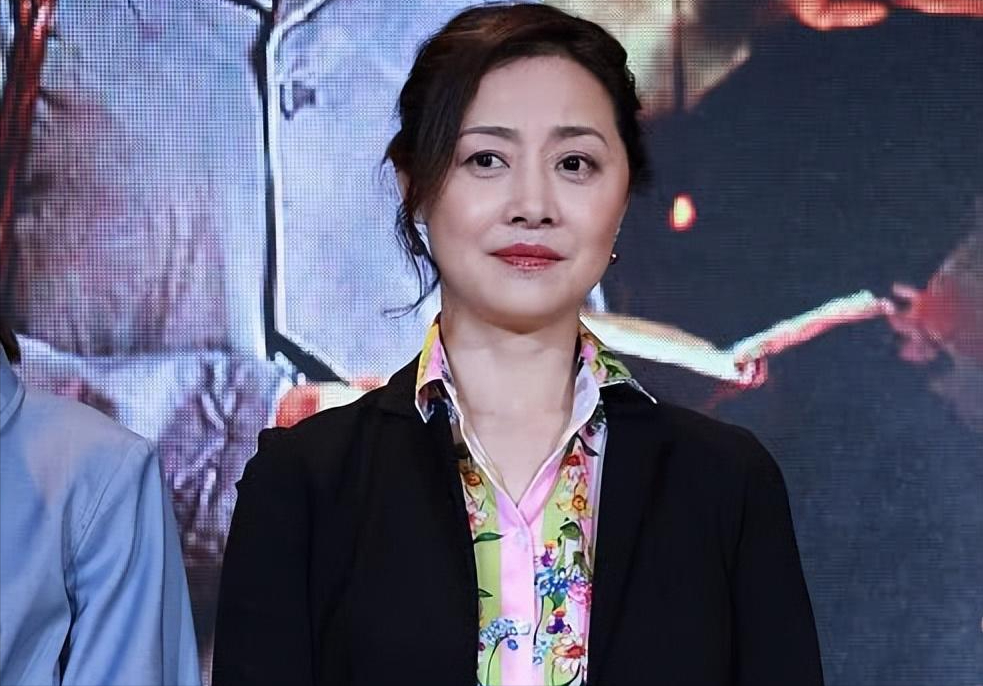 刘蓓三婚携子再嫁前夫亲儿子是她的骄傲明星继子让她烦恼