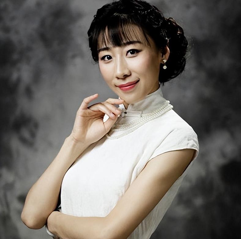 3,"一尿成名"任素汐