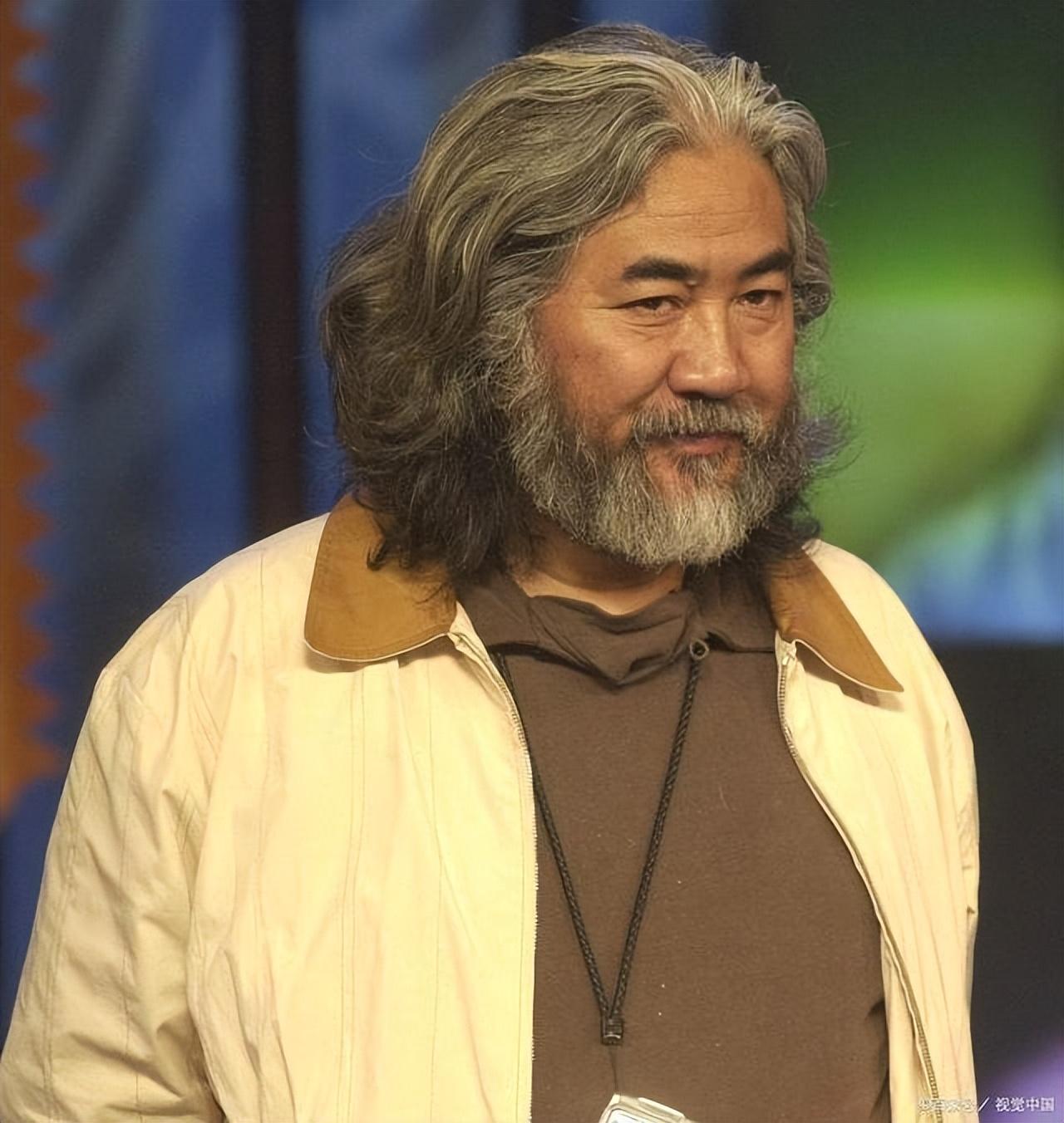 伍六一邢佳栋曾被北影开除演技一级棒出道至今不瘟不火