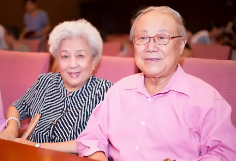 回顾见不到的10位歌唱家以为他们只是退出舞台其实悄然离逝