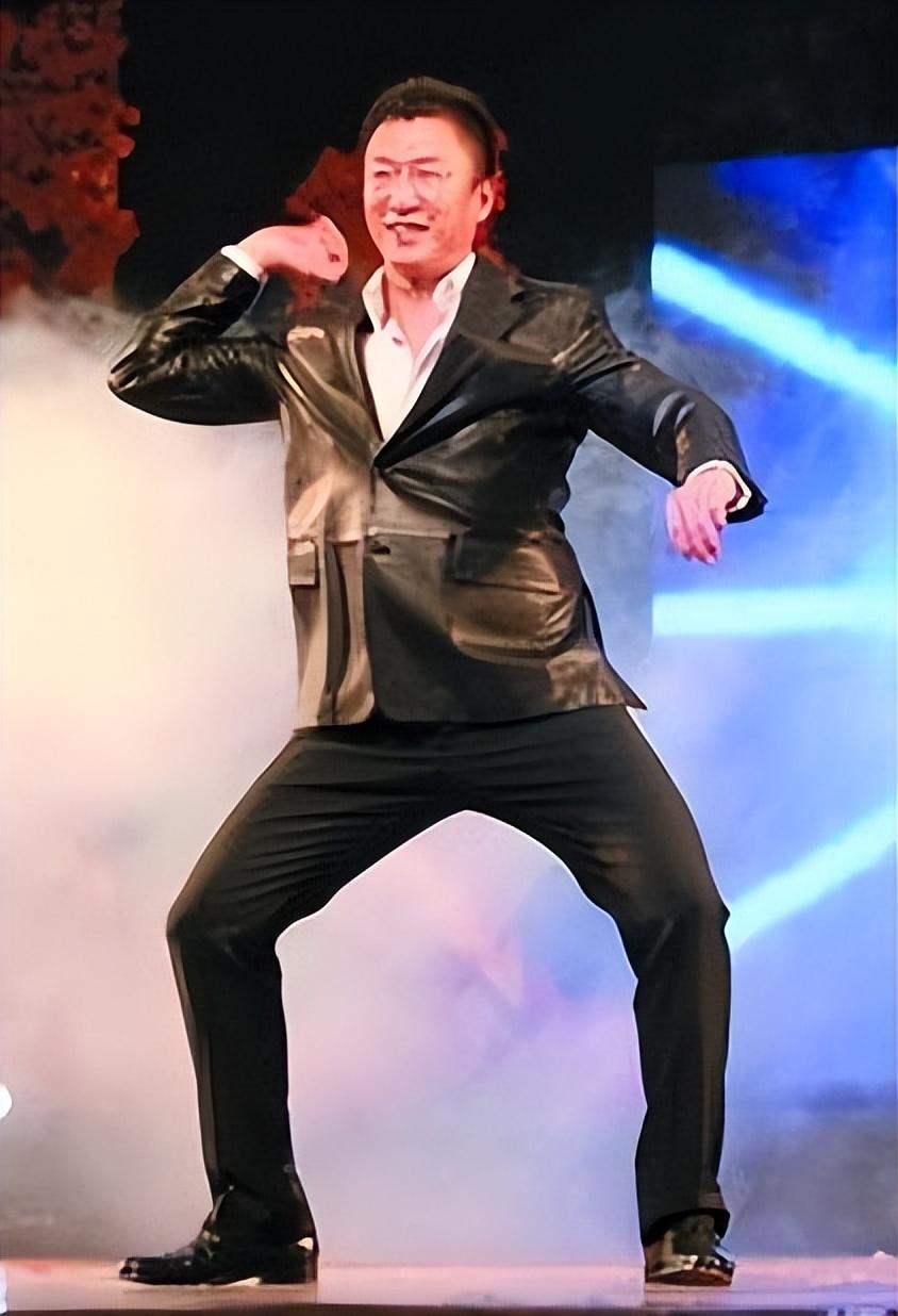 孙红雷贫民窟的霹雳舞王25岁成为中戏旁听生坎坷逆袭路