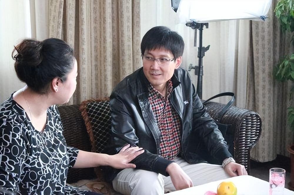 回顾李崇霄病逝不到一年再看遗孀茵娜选择才知道李崇霄多聪明