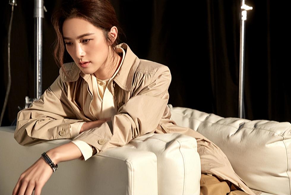 回顾43岁被婆家宠上天嫁给名导的隋俊波如今怎么样了