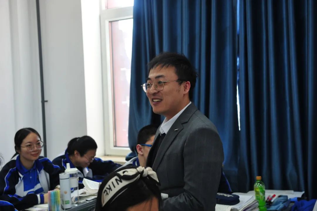 大庆铁人中学名师 张睿
