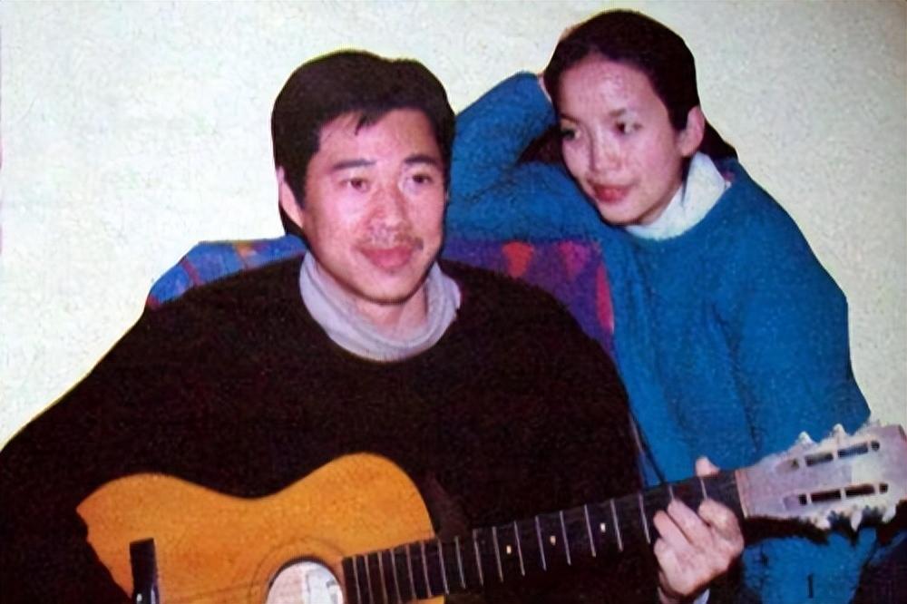 回顾霍凡被丈夫张丰毅宠溺结婚29年无儿女用爱温暖了继子