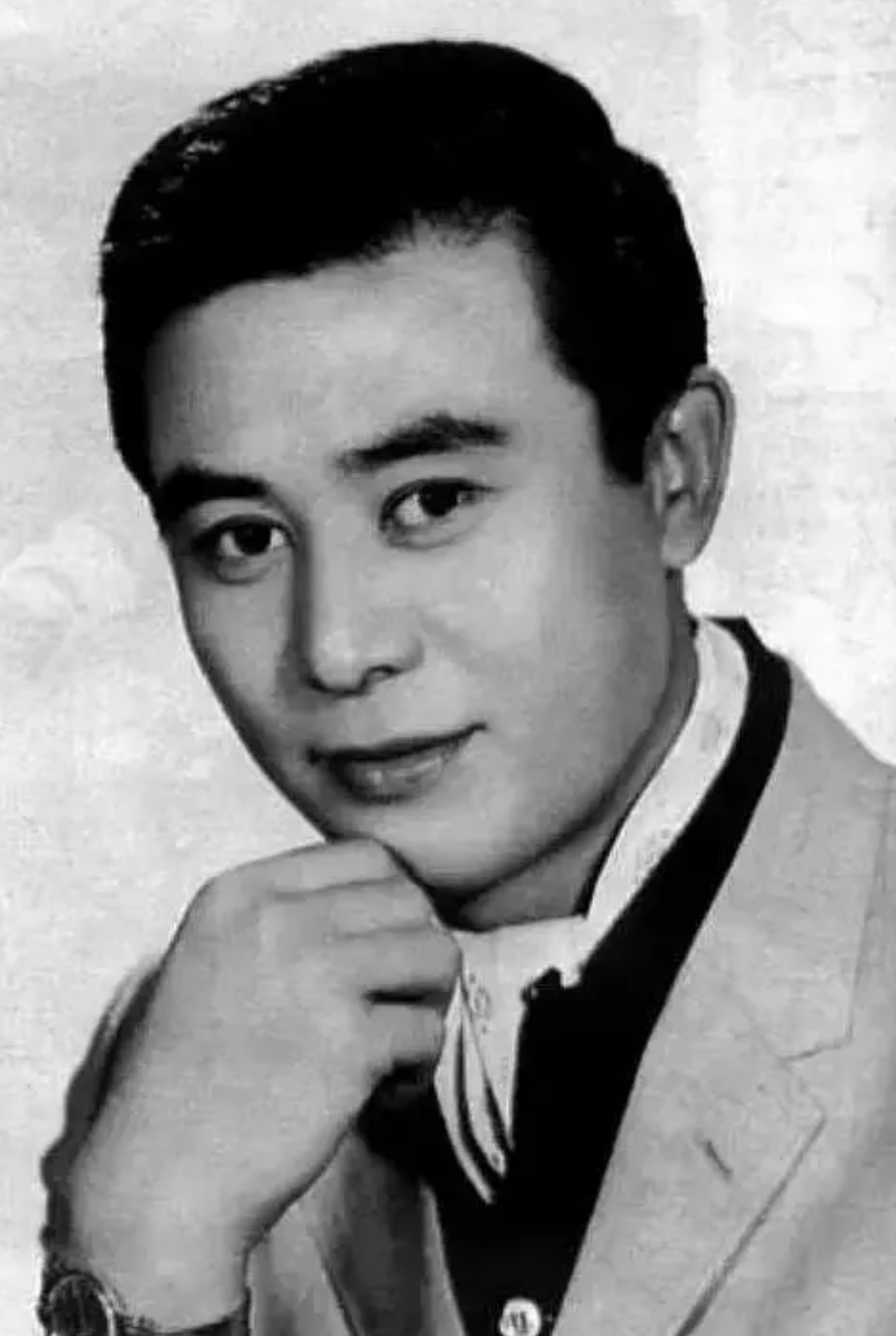 演员关山与女儿28年断绝来往女儿关之琳为其准备400万墓地