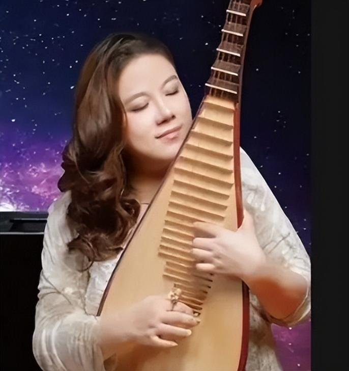 一,音乐世家的"琵琶公主",成就不断却无暇感情