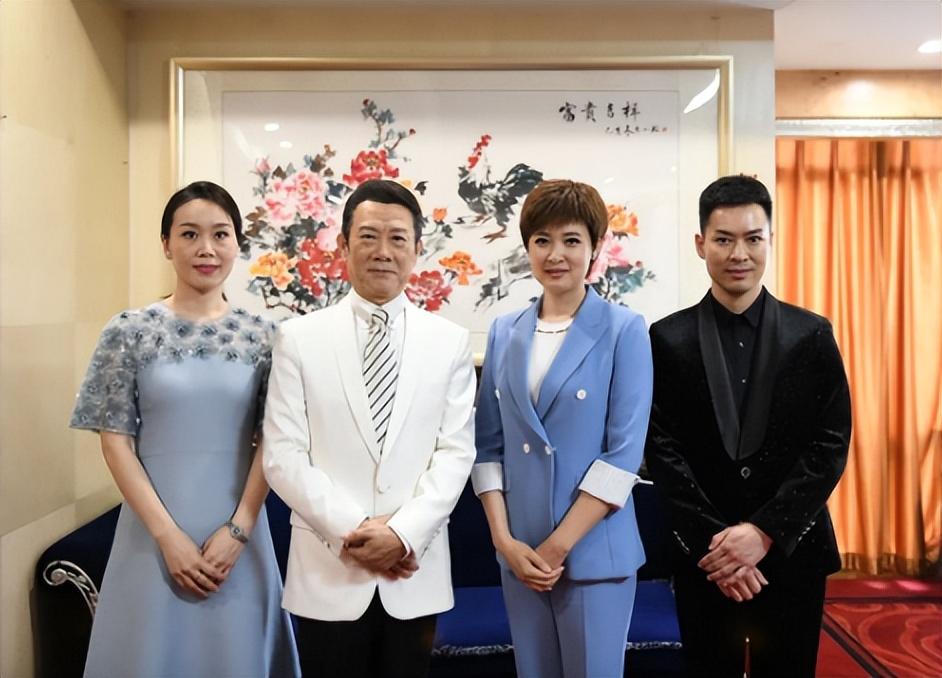 桑晨被迫成为央视主持人人气不及李红却是央视资深元老