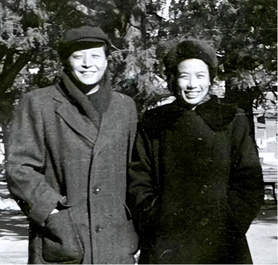 51年金山在朝鲜出轨周总理震怒孙维世相信这是他最后一次了