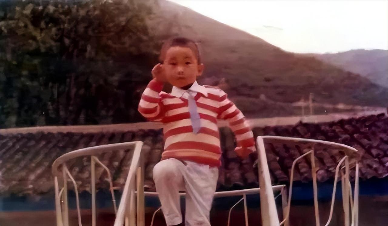 四川省阿坝藏族羌族自治州汶川县,"长的丑"是所有人对杨迪的第一印象