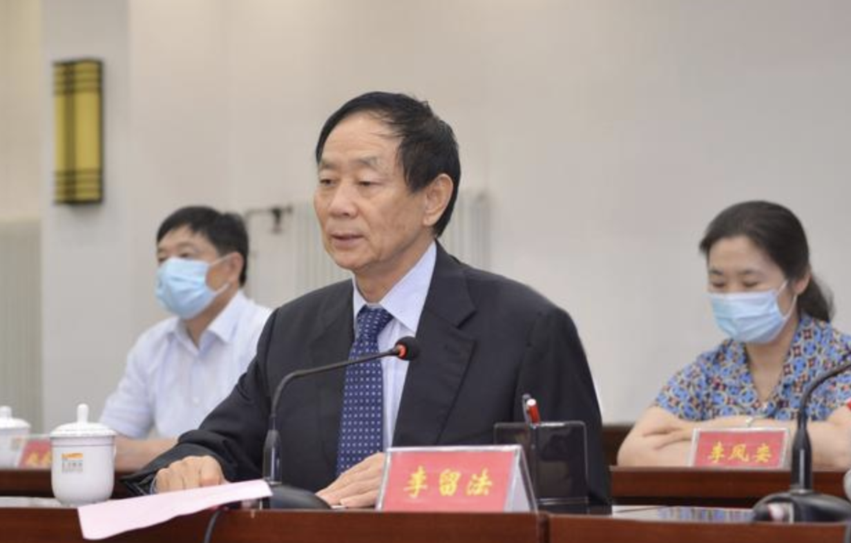 百家快评# 提到中国天瑞水泥,李留法就是一个绕不开的人物