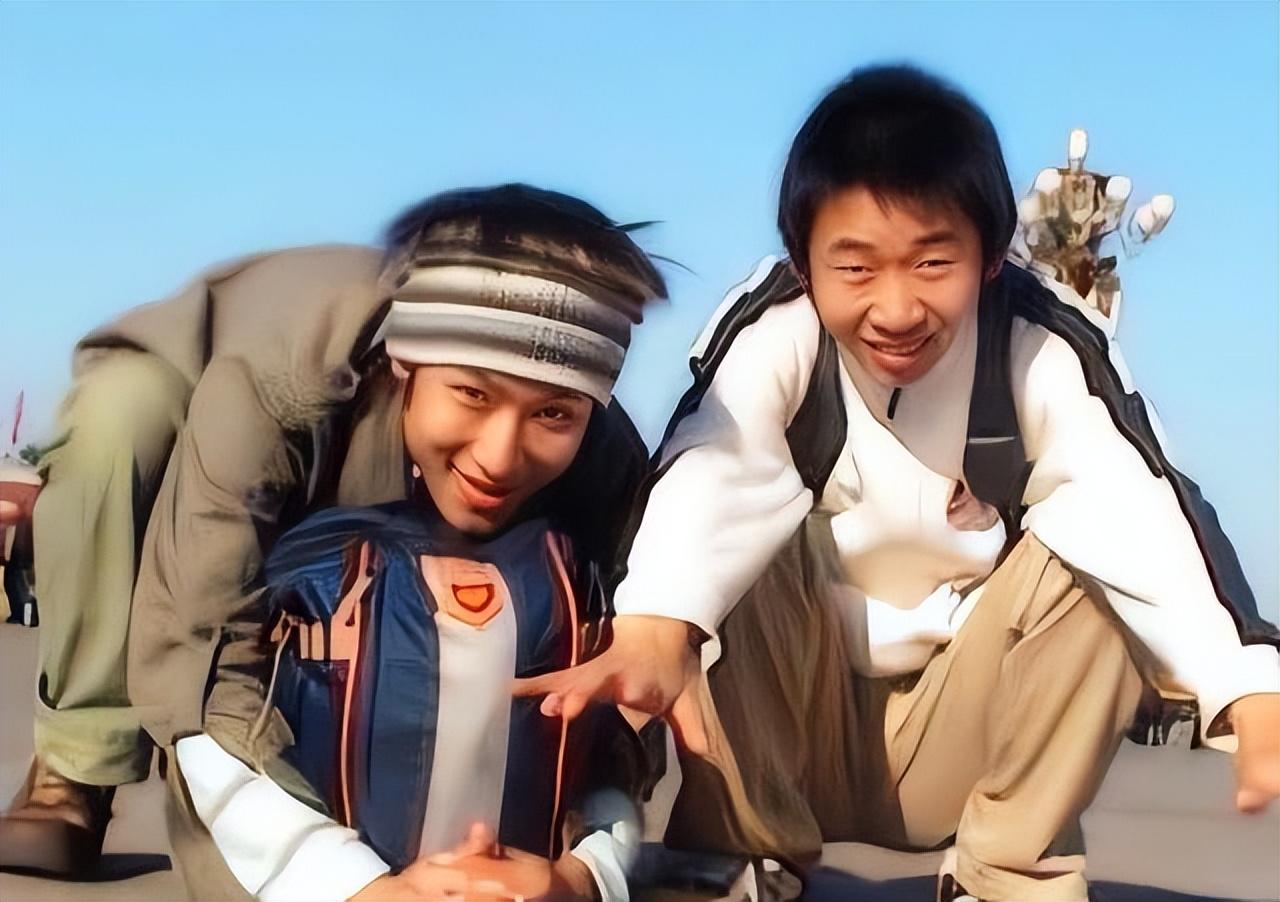 从被嫌弃的表情帝到撑起内娱半边天杨迪成名之路有多艰难