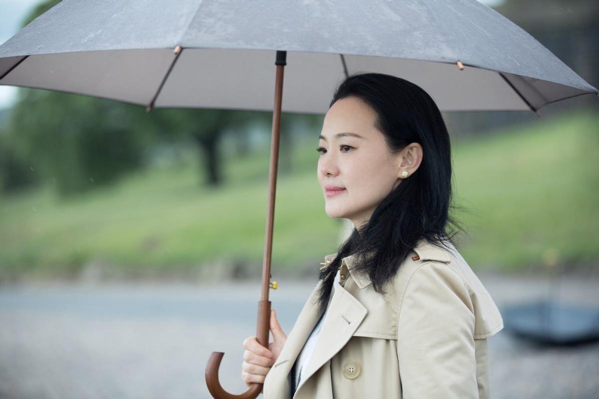 幸运的咏梅嫁王菲初恋夫妻恩爱20余载甘做女配24年终成影后