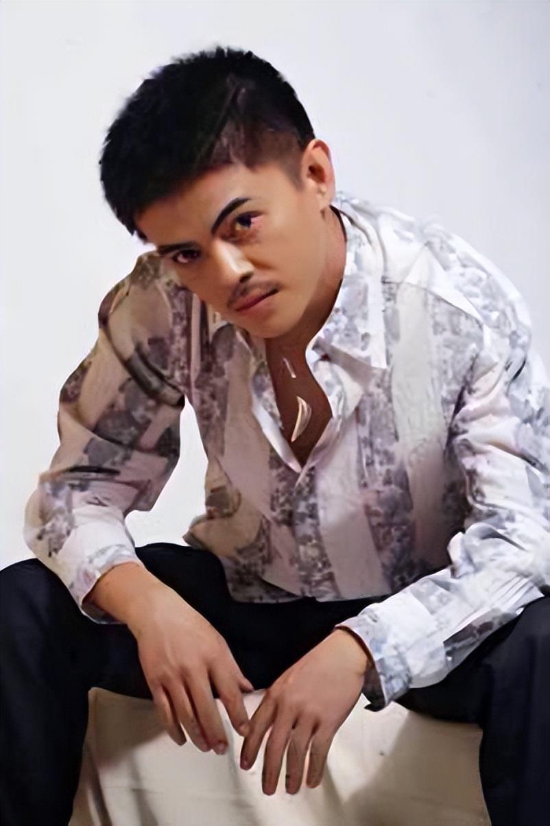 童星方超2岁成名18岁时因长得太矮没学可上47岁仍单身