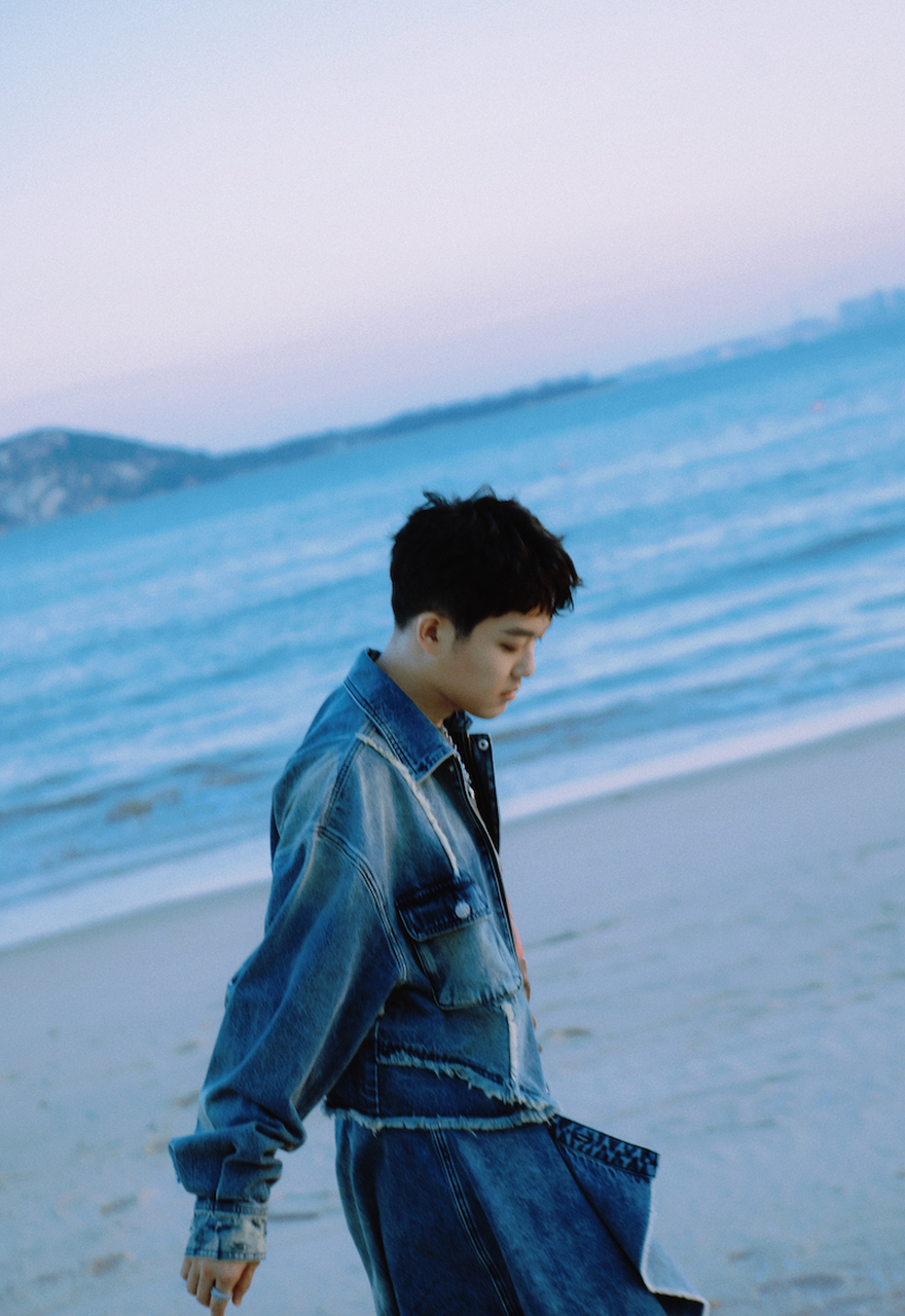 秦昊,好妹妹组合成员,创作多首优秀音乐作品.