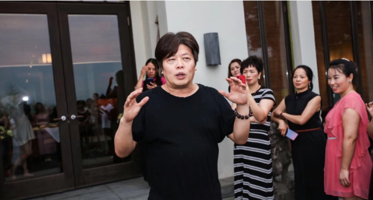 回顾自然疗法大师林海峰鼓吹断食排毒51岁因食物中毒离世