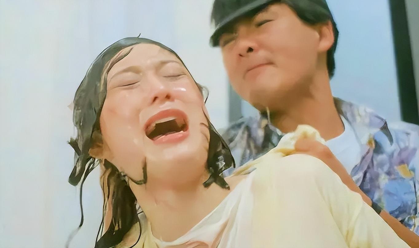 利智万千人的梦中情人童年坎坷事业不顺遇见李连杰太幸福了