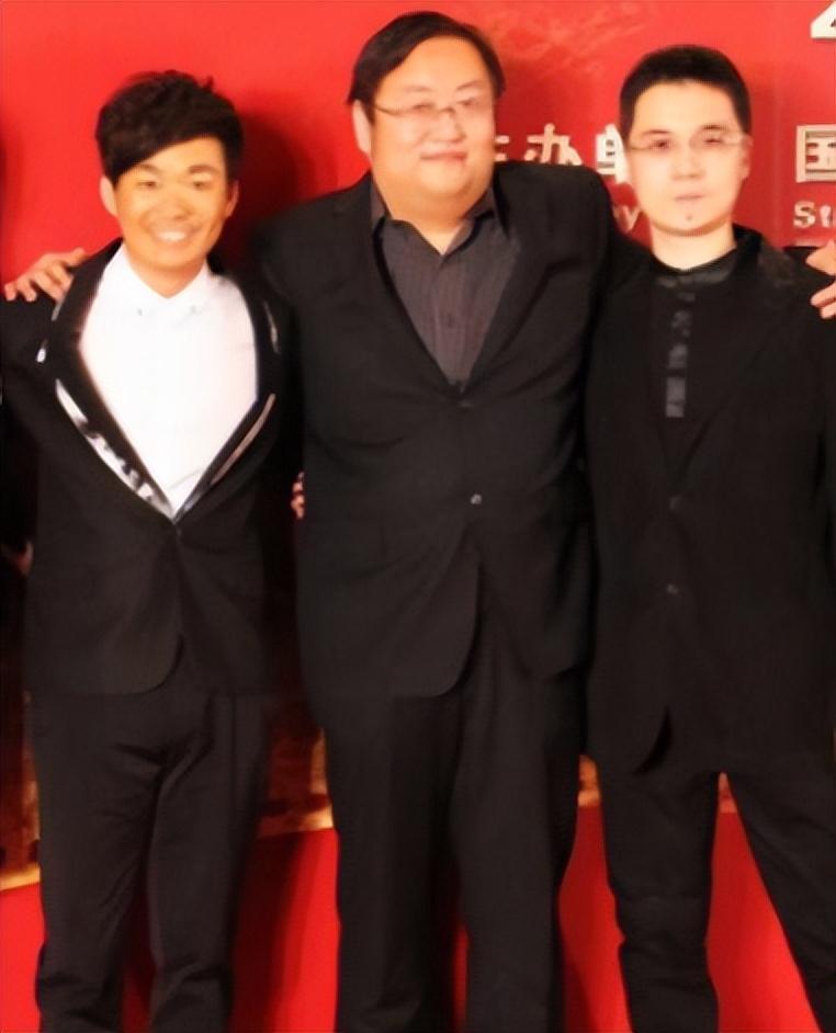 回顾他是蔡明儿子37岁仍未婚未育是蔡明的骄傲更是她的心病