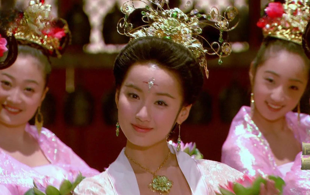 回顾一顿火锅吃进了豪门剧红人不红的吕一是如何上位的