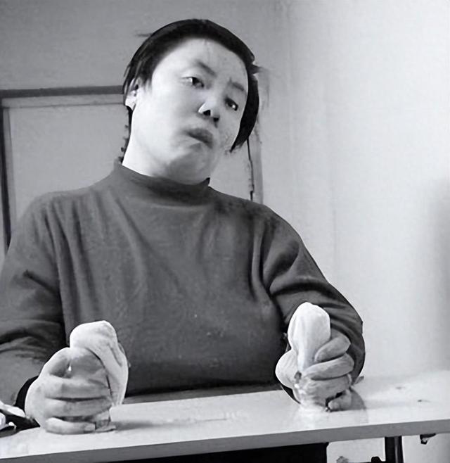 50岁"清华女神"朱令现已病危,真凶虽被锁定,奈何至今无法结案