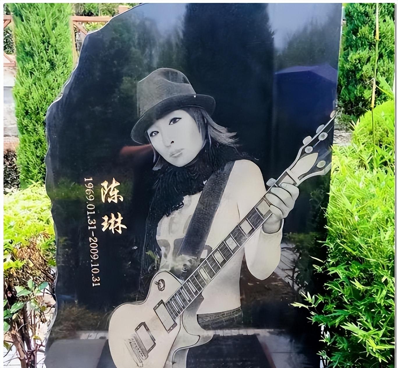 回顾原来她已去世十几年新婚100天跳楼丈夫为遗产状告岳母