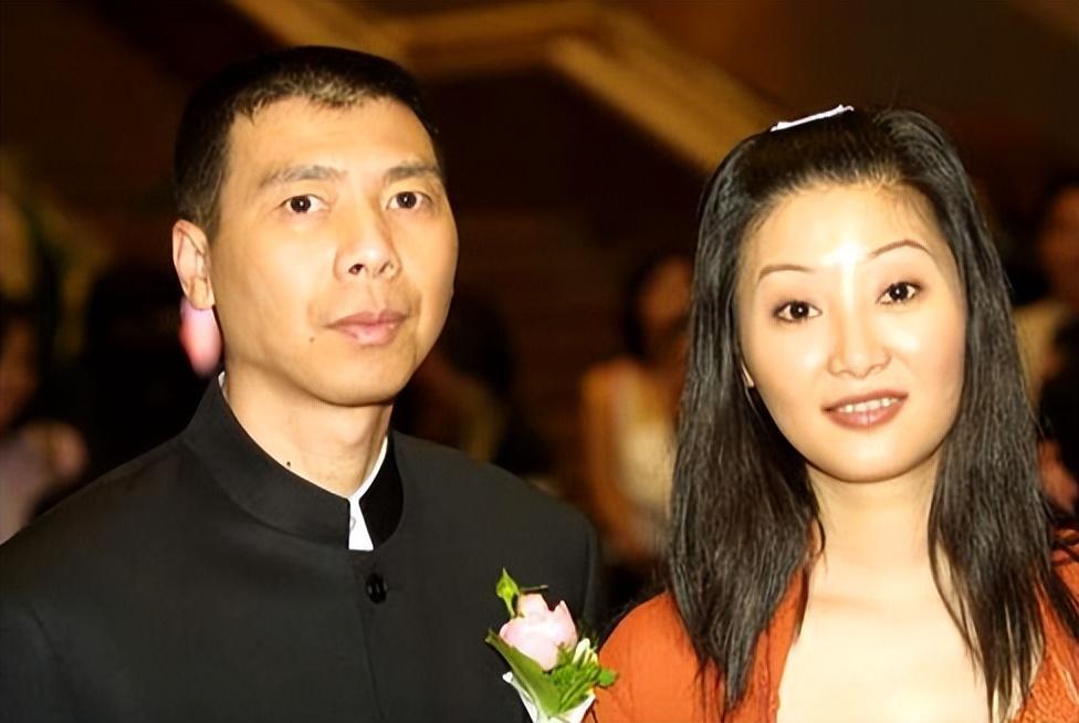 回顾徐帆与王志文分手后转嫁冯小刚如今怎么样了