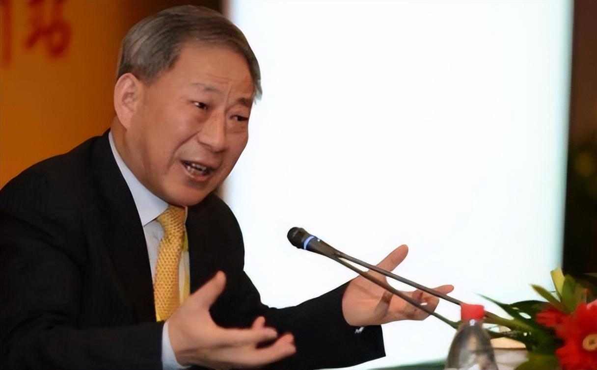 回顾严介和他是如何从农村老师到拥有两家世界500强的