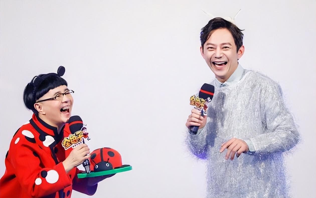 回顾金龟子刘纯燕:我生命中没有退休两个字,永远跟孩子们在一起