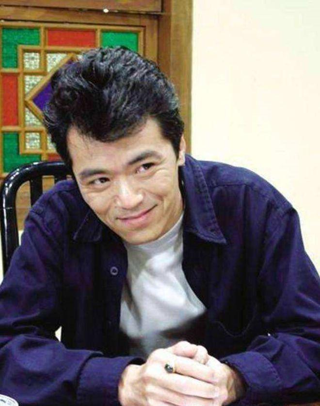 他曾在央视春晚搭档潘长江消失多年本以为退休原来已去世17年