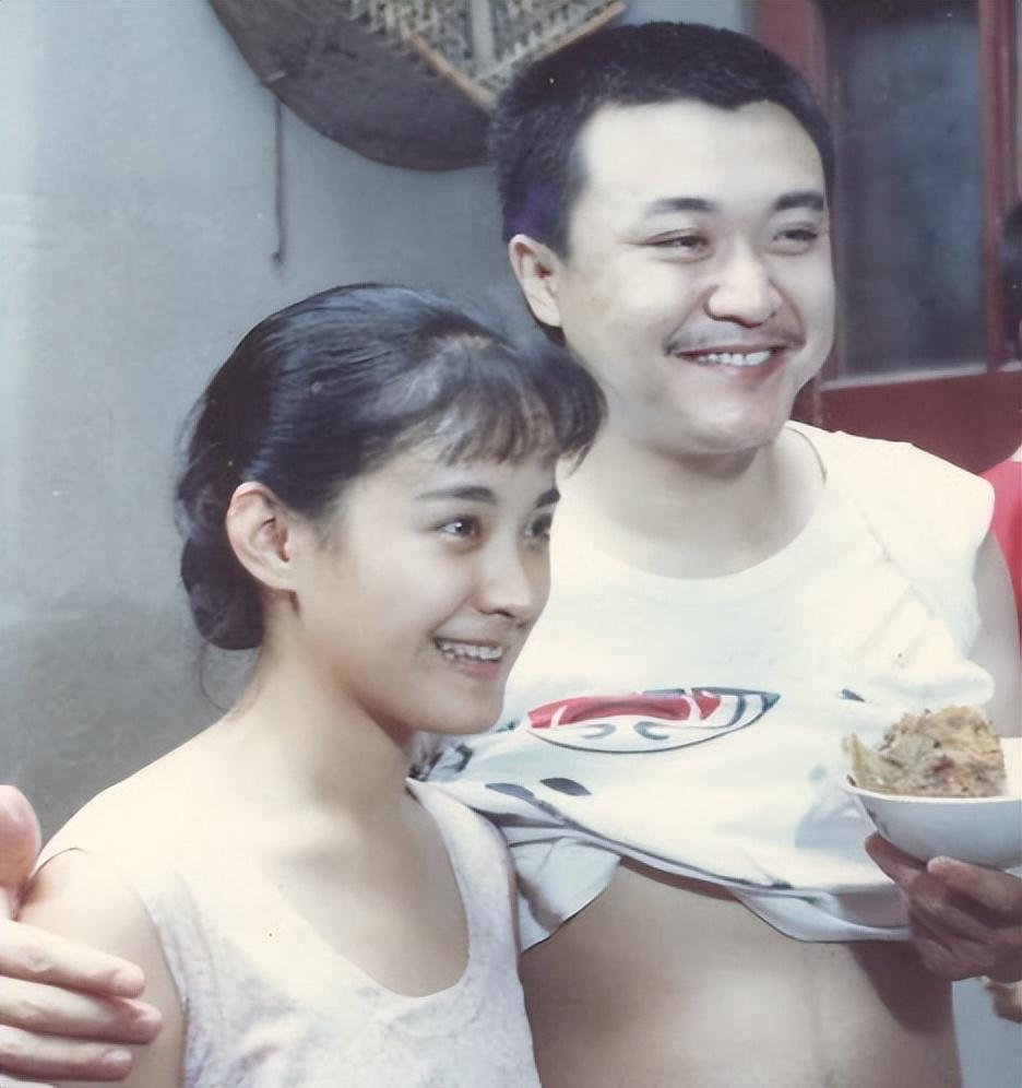 那一年,她有幸被导演冯小刚发掘.