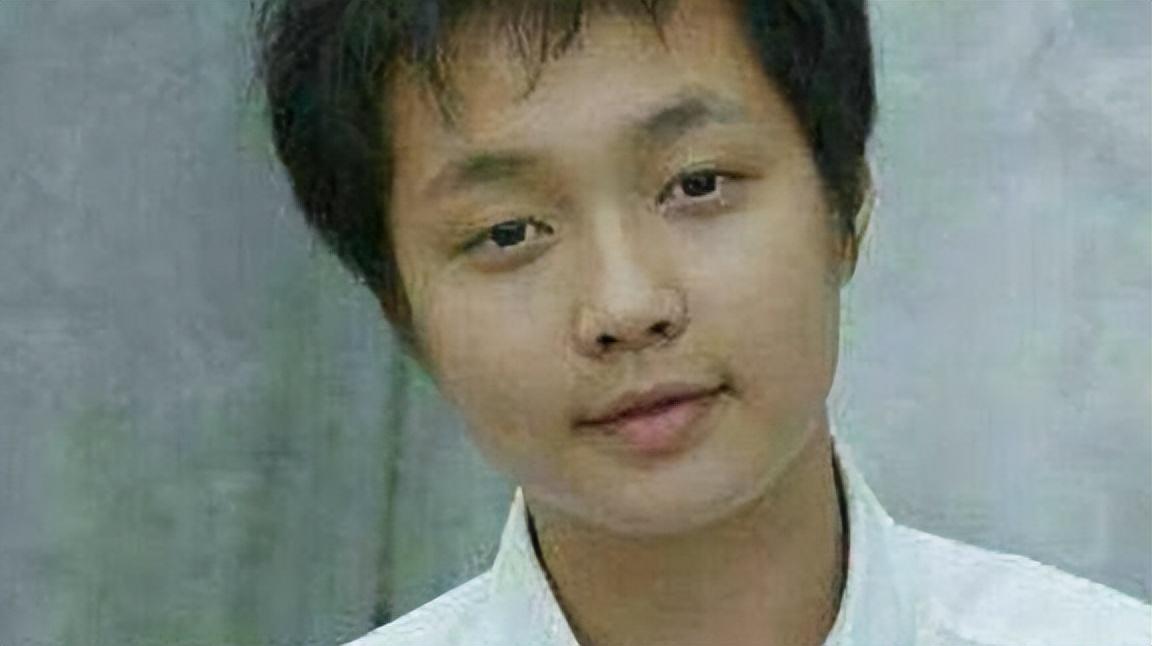 颜值不如鹿晗家境不如黄子韬张艺兴凭什么可以一直火