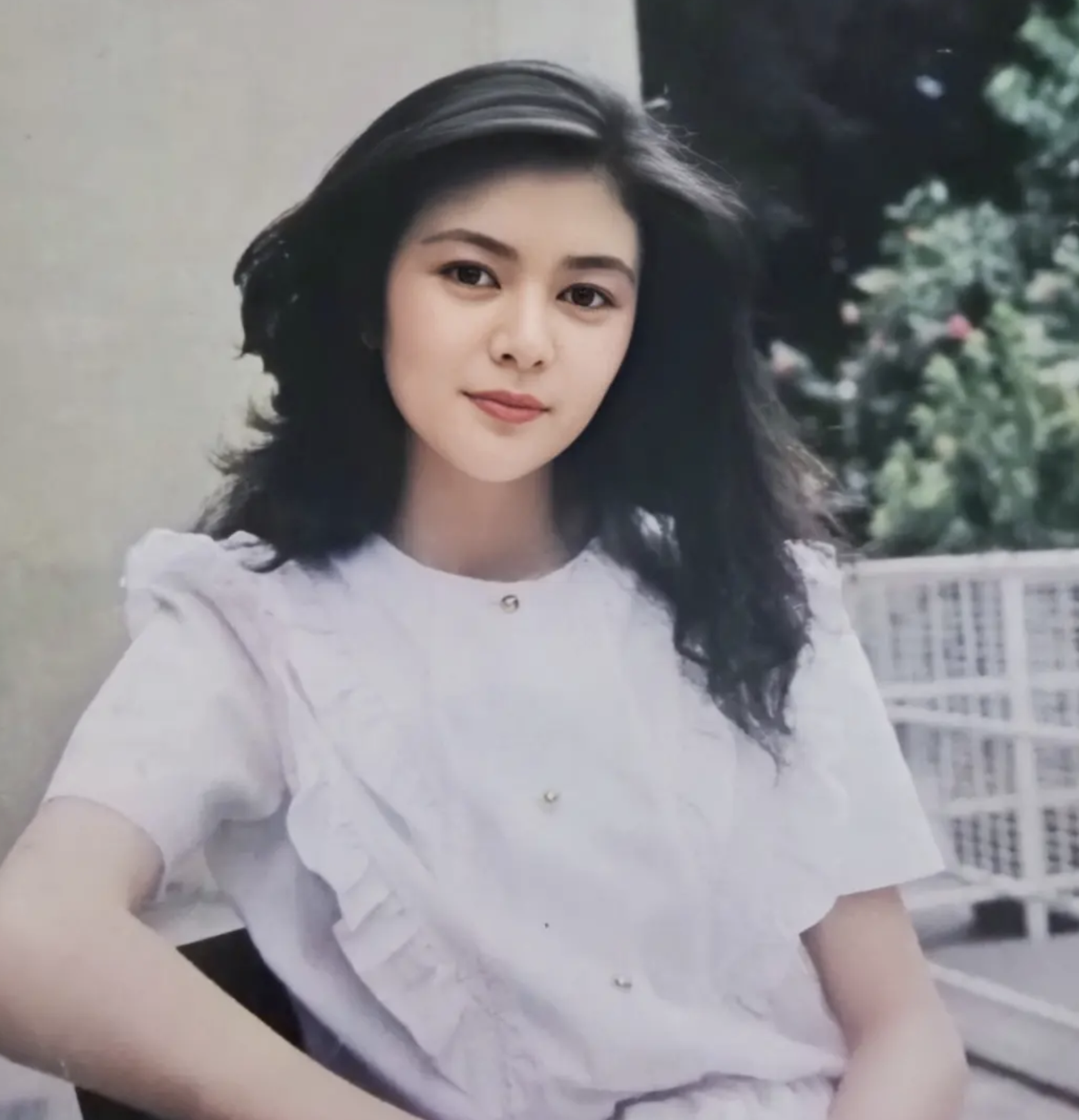 演员关山与女儿28年断绝来往女儿关之琳为其准备400万墓地