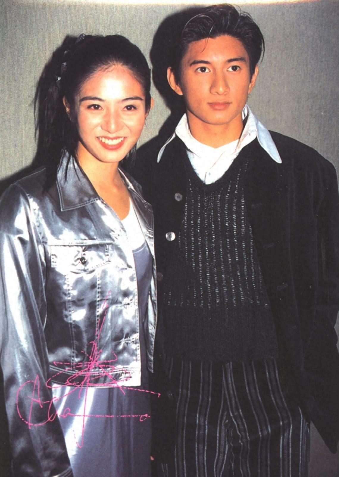 回顾刘诗诗嫁大17岁吴奇隆婚后八年有幸福也有泪水