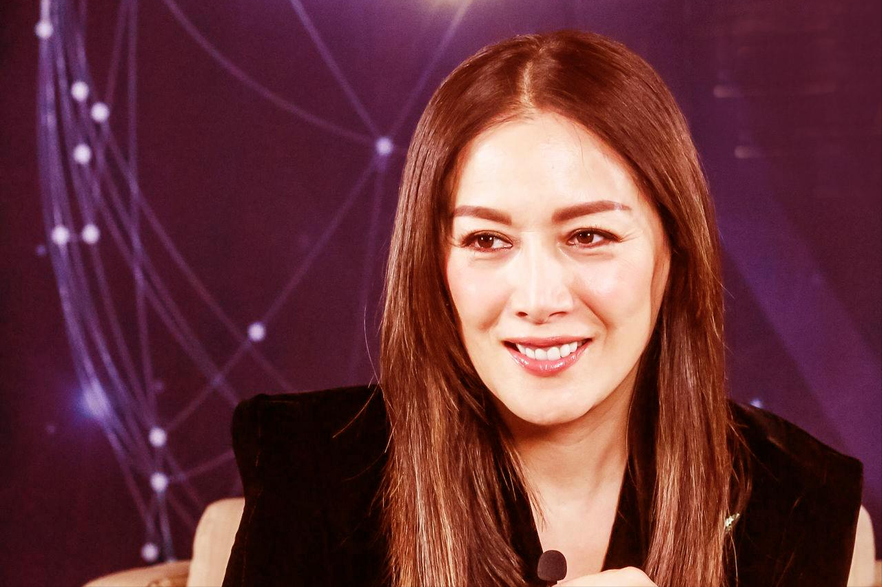 著名演员任达华因爱不要孩子50岁看到女儿时热泪盈眶