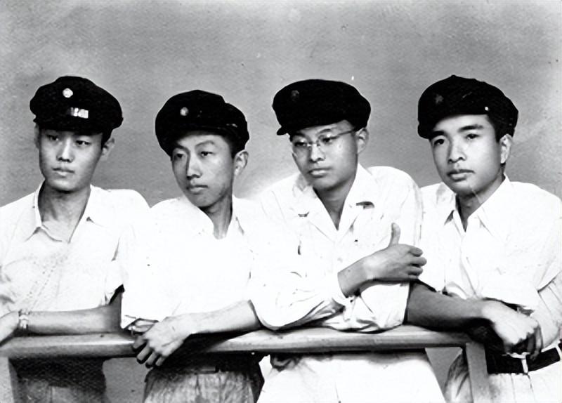 离世7年后才明白阎肃86岁的遗孀为何非要将亲生儿子告上法庭