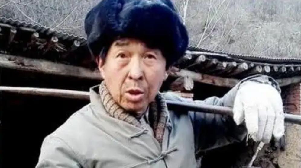 回顾北大学霸携妻隐居17年花光350万重回社会富豪同学缺钱找我