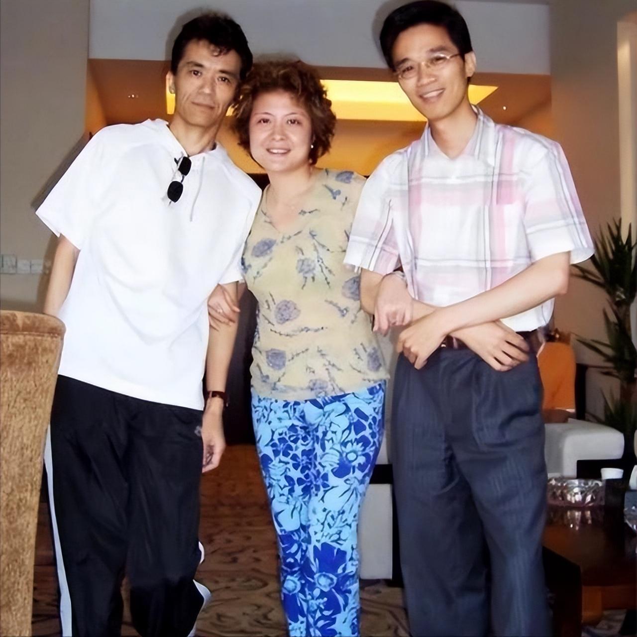 两人就是在郭旭拍摄《万花筒》的时候认识的,恋爱时间