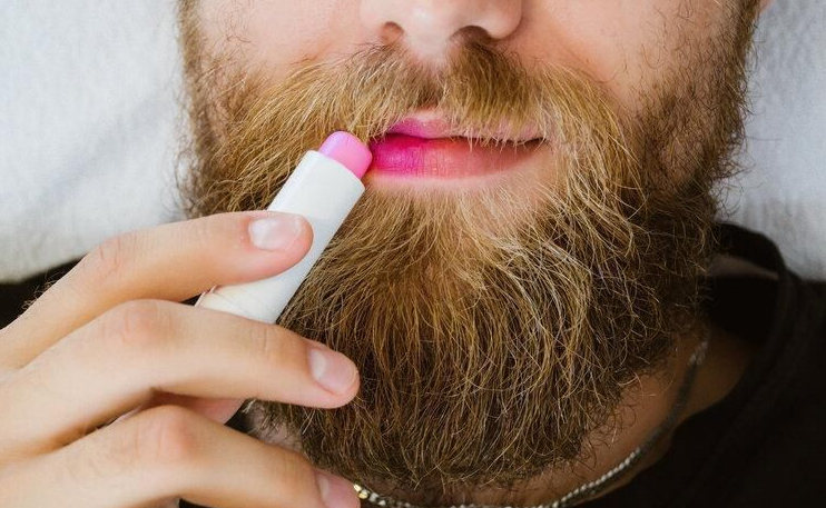 回顾美国双性人产下男婴问题来了是叫妈还是爸