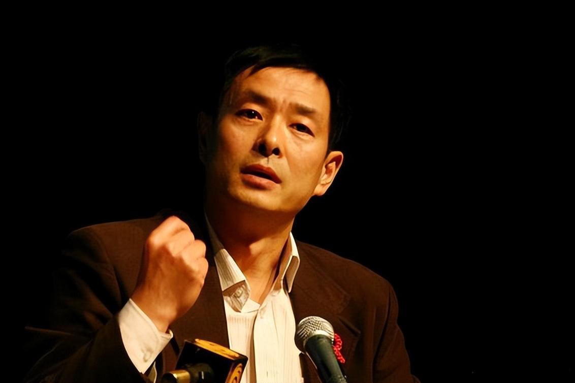 濮存昕:家人相继离世,如今70岁的我不敢老去,还要照顾老母亲