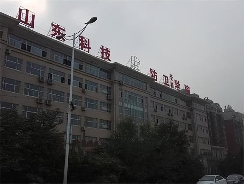 2016年陈欣然案被送往封闭学校4月后16岁的她将母亲活活饿死