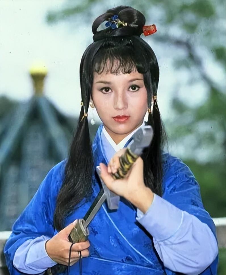 回顾冻龄女神赵雅芝三个儿子是她的骄傲