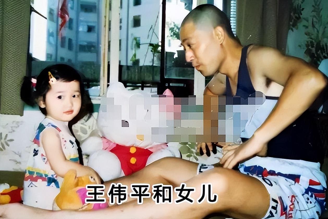 他25岁成名一见钟情妻子一生0绯闻38年后女儿成为骄傲