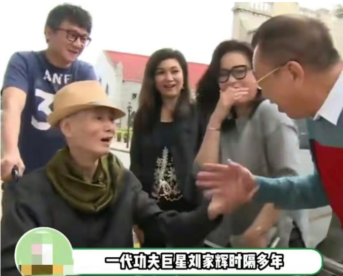 演员罗浩楷,做过经纪人,酒吧歌手,进入影视圈后模仿过吕奇,林子祥等