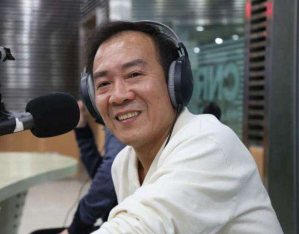 回顾杨蕾9次上春晚和戴志诚离婚20年至今单身无儿无女