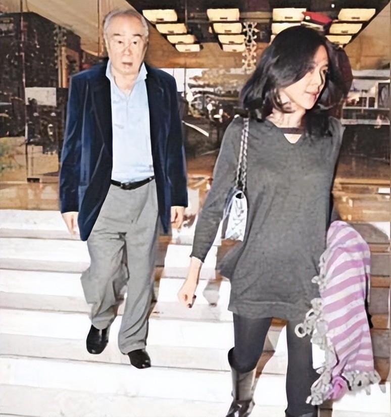 演员关山与女儿28年断绝来往女儿关之琳为其准备400万墓地