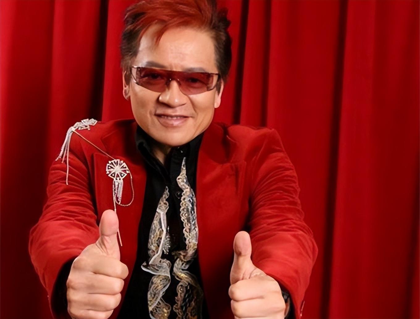 林玉招非常地贤惠温柔,婚后给他生下了两个女儿